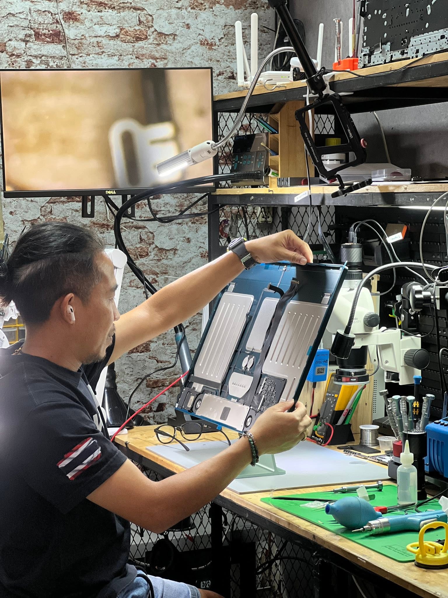 Repair Service